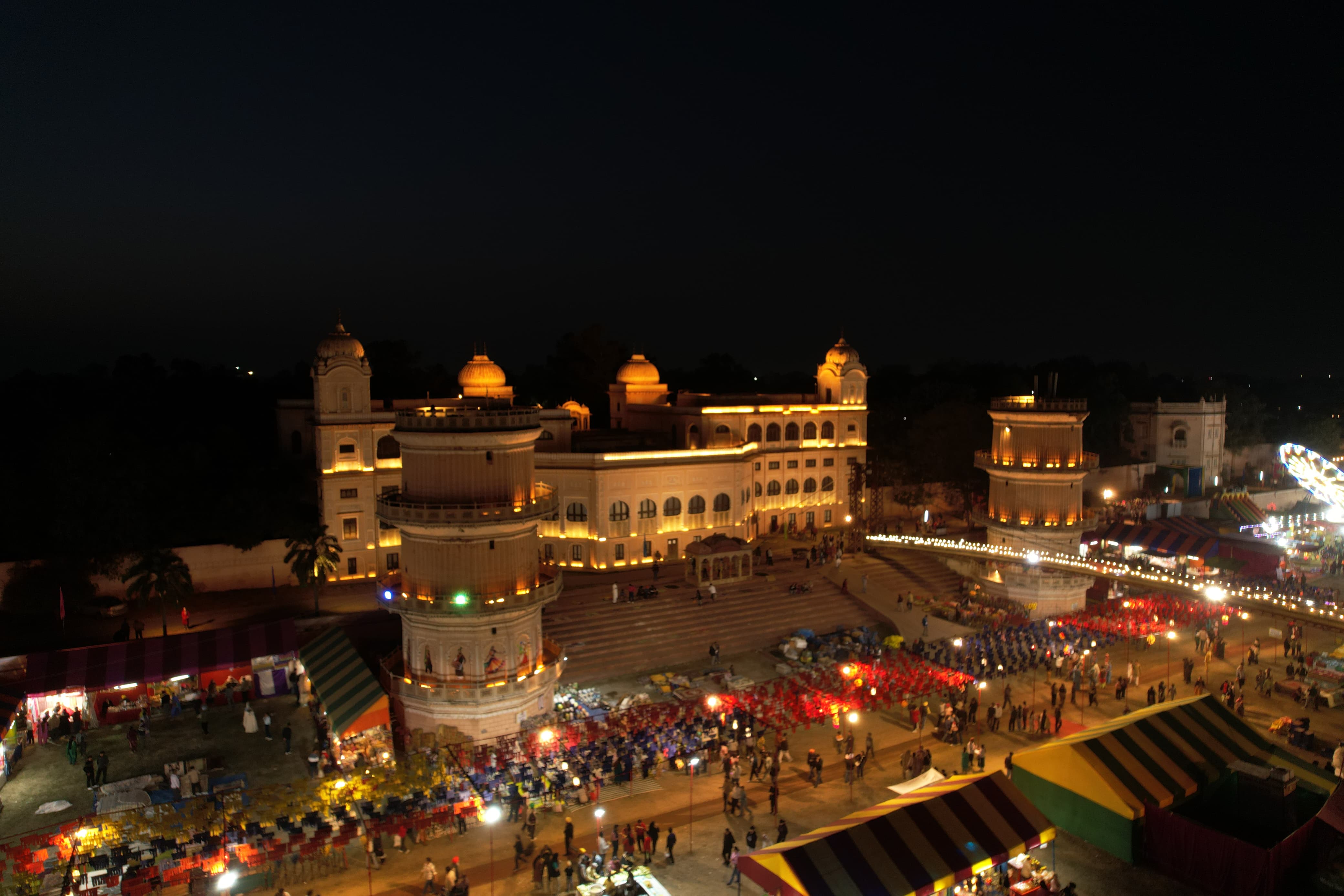 60 thousand visitors arrived at Saras Mela and sales of Rs 82 lakhs were made